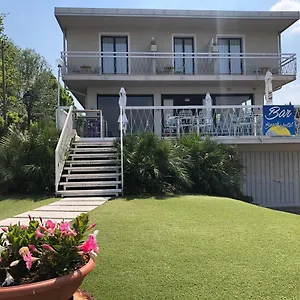 Lake Garda Beach Паденге-суль-Гарда